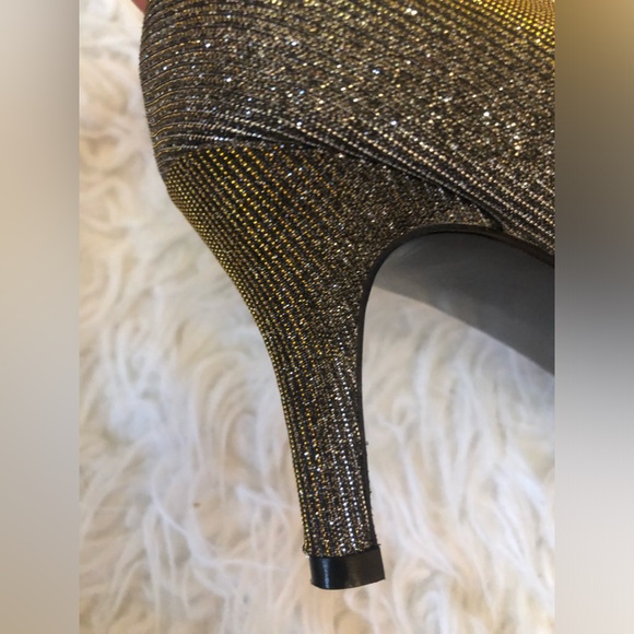 Silver Nine West Elise kitten heels - Picture 5 of 5